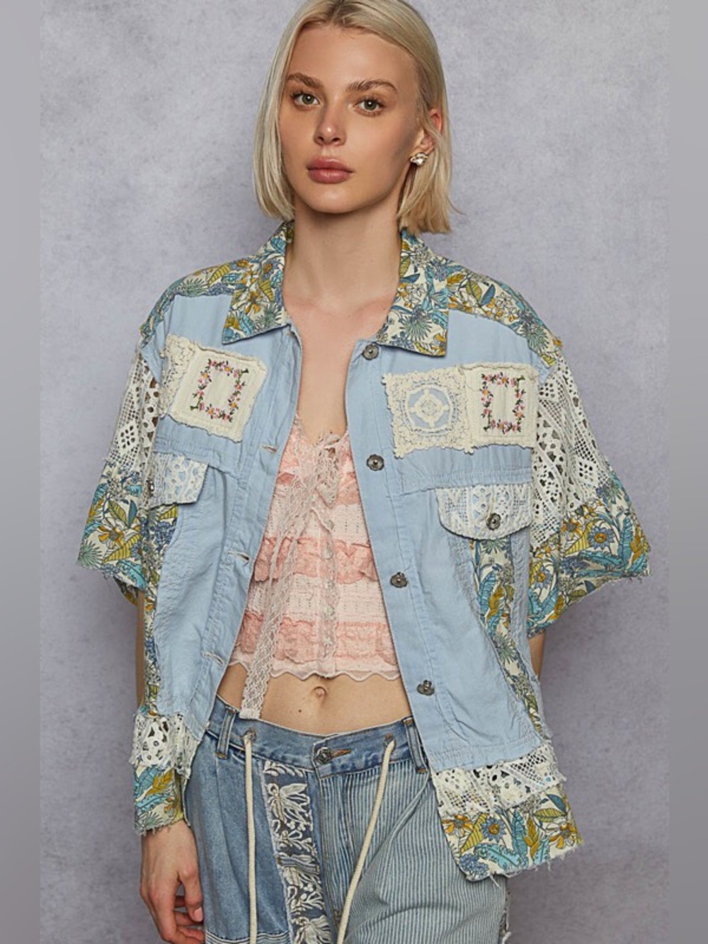 POL NWT Jacket Top Blue Lace Floral Short Sleeve Size Small - Large